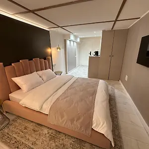 House4you - Blanari 5*, Bukarest Rumänien
